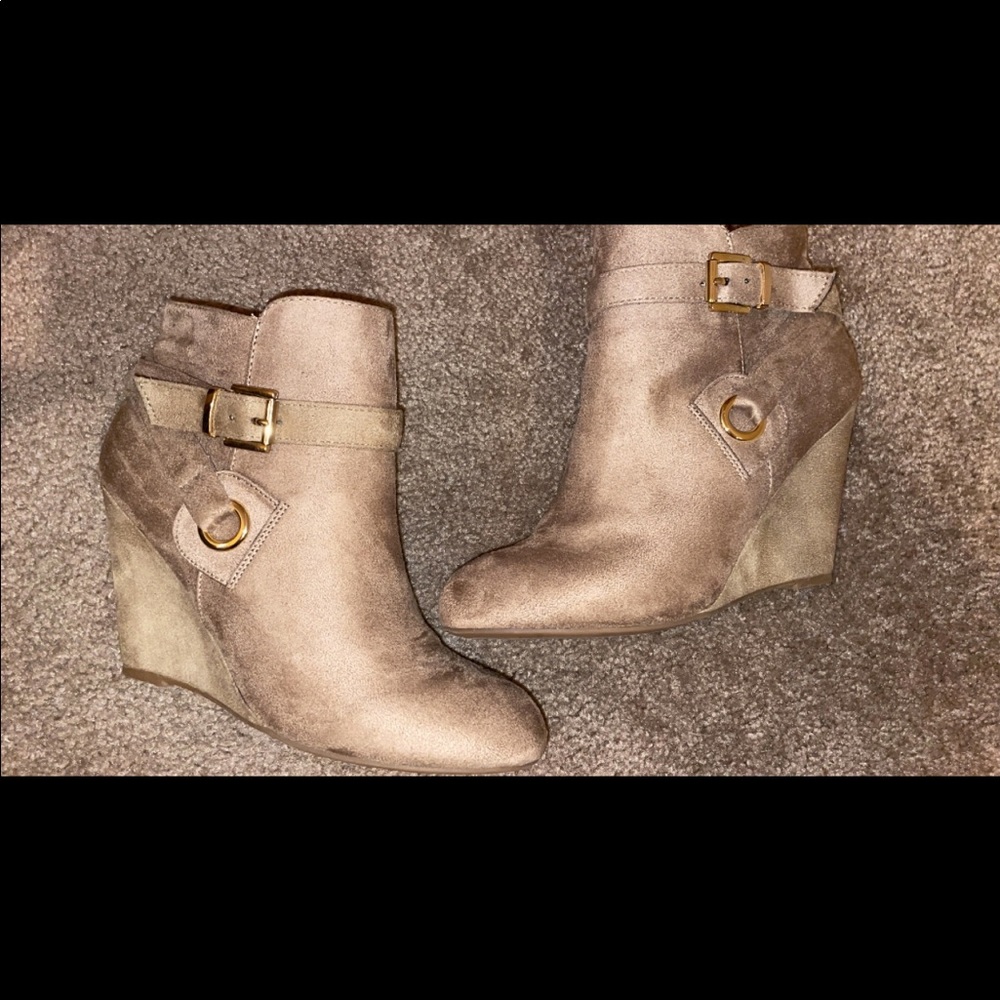 Ankle boots